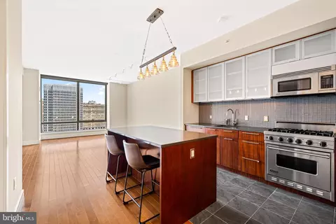 1414 S Penn Sq #14E, Philadelphia, PA 19102