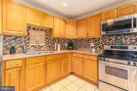 2525 N Front St, Philadelphia, PA 19133