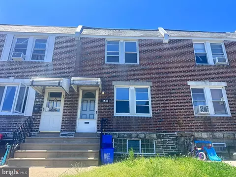 4534 Oakmont St, Philadelphia, PA 19136