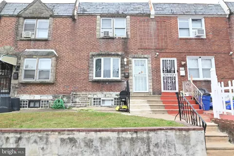 626 E Raymond St, Philadelphia, PA 19120