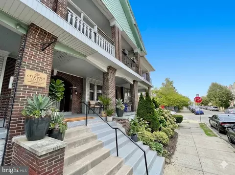 4640 Sansom St, Philadelphia, PA 19139
