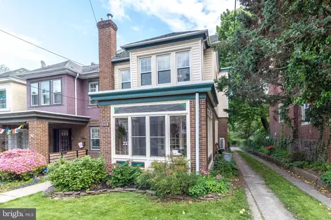 649 Hermitage St, Philadelphia, PA 19128