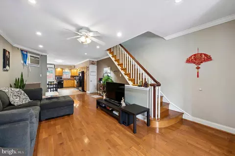 2530 S 11th St, Philadelphia, PA 19148