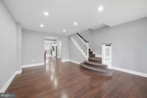 5657 Florence Ave, Philadelphia, PA 19143