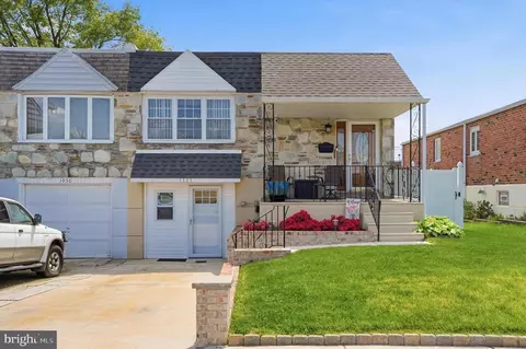 1948 President St, Philadelphia, PA 19115