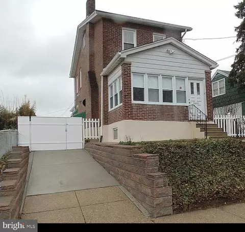 2124 Borbeck Ave, Philadelphia, PA 19152