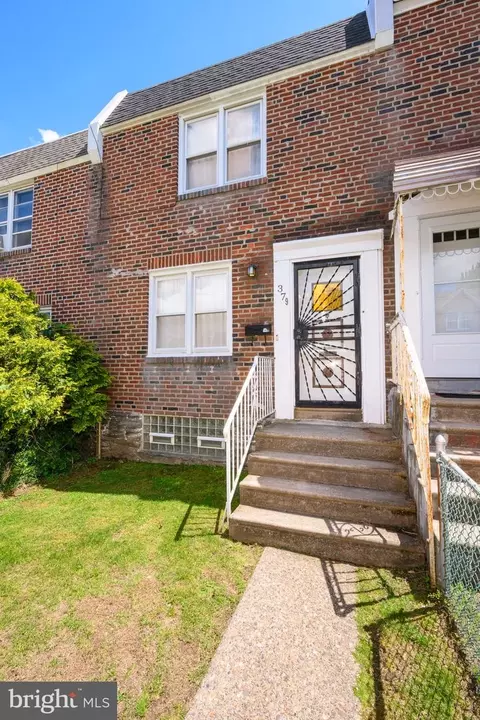 379 Fairway Ter, Philadelphia, PA 19128