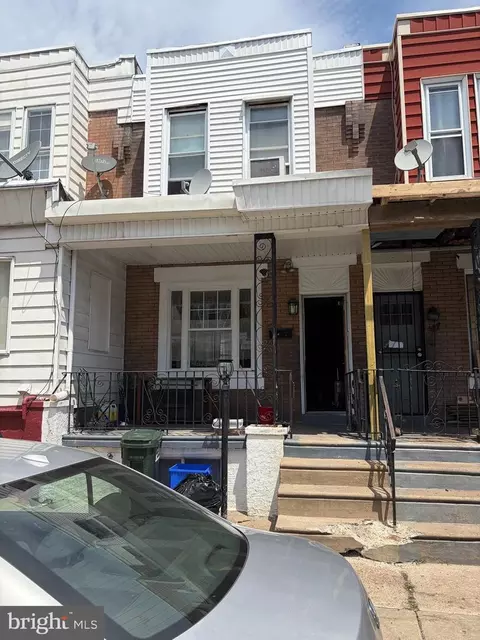 915 E Schiller St, Philadelphia, PA 19134