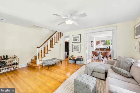 450 Wellesley Rd, Philadelphia, PA 19119