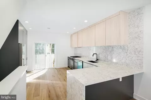 1532 Catharine St, Philadelphia, PA 19146
