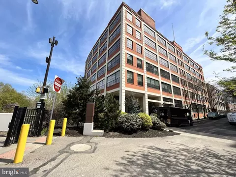 2429 41 Locust St #614, Philadelphia, PA 19103