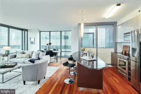 2101 Market St #3507, Philadelphia, PA 19103