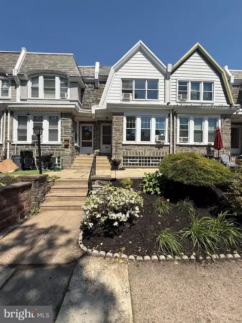 7154 Cottage St, Philadelphia, PA 19135