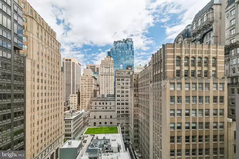 1425 Locust St #14A, Philadelphia, PA 19102