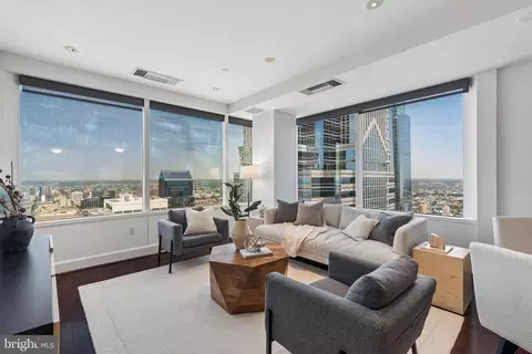 50 S 16th St #4504, Philadelphia, PA 19102
