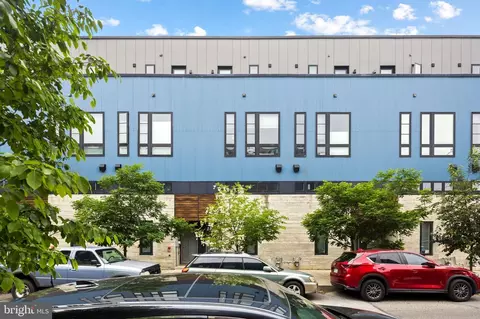1760 N Howard St, Philadelphia, PA 19122