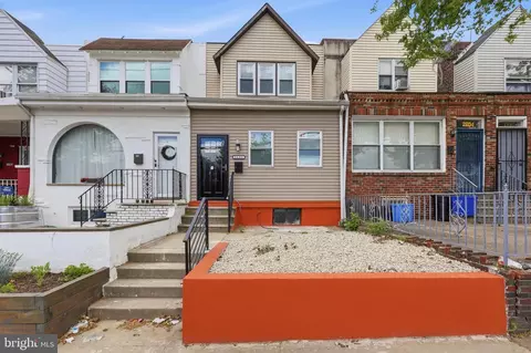 2606 S 61st St, Philadelphia, PA 19142