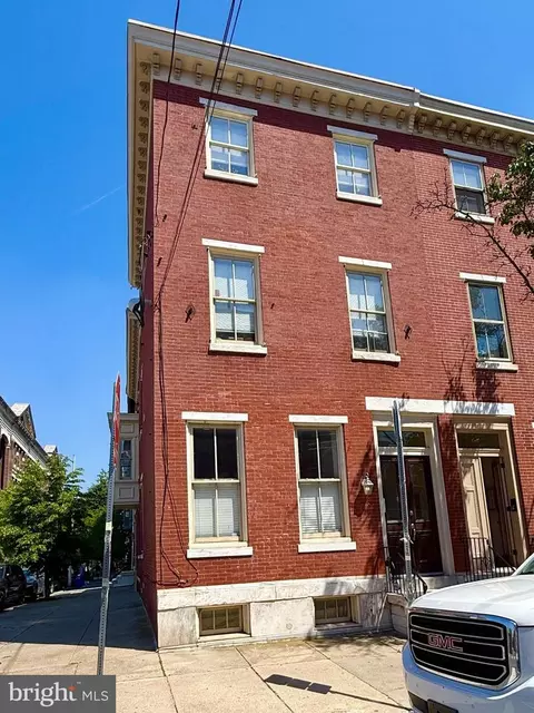 609 N 16th St #1, Philadelphia, PA 19130