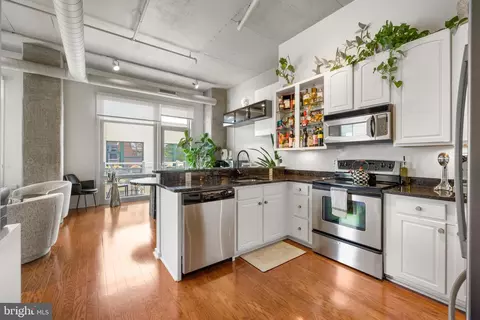 113 N 00 N Bread St #3A6, Philadelphia, PA 19106