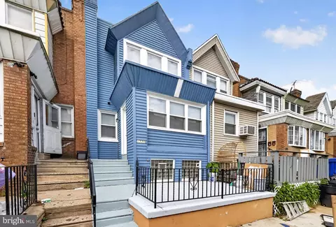 4770 Loring St, Philadelphia, PA 19136