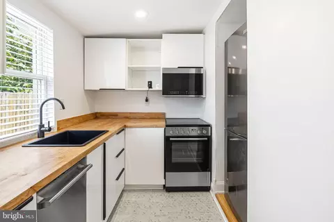 3929 Brandywine St, Philadelphia, PA 19104