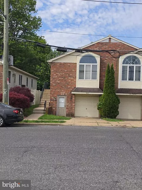 402 Solly Ave, Philadelphia, PA 19111