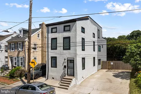 140 W Price St, Philadelphia, PA 19144