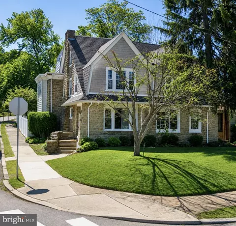 7031 Lincoln Dr, Philadelphia, PA 19119