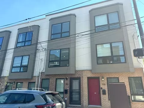 196 W Oxford St, Philadelphia, PA 19122