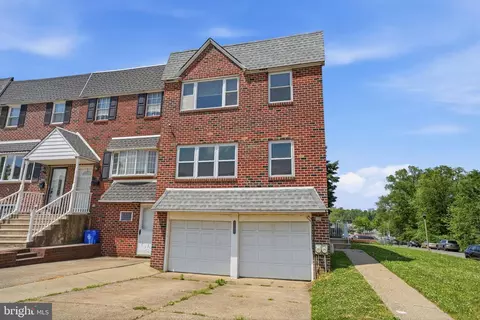 9966 Lackland Dr, Philadelphia, PA 19114