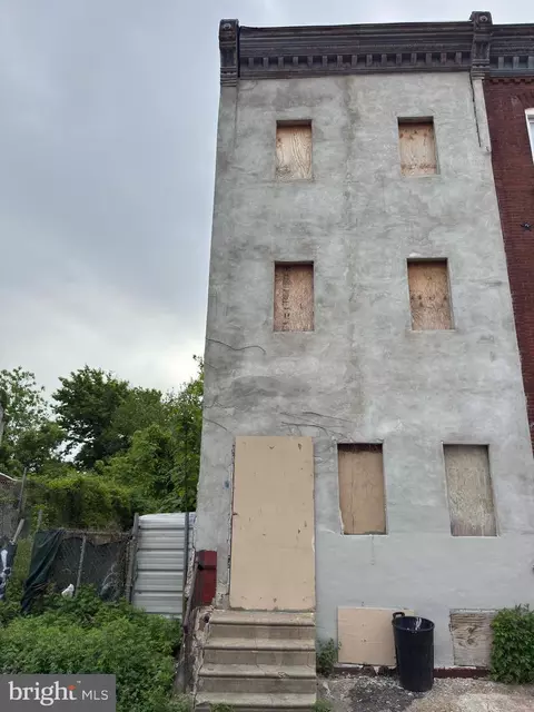 2413 N 15th St, Philadelphia, PA 19132