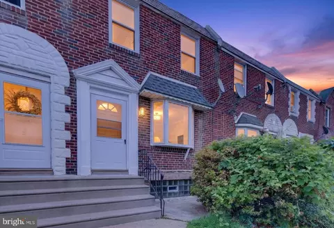 4553 Marple St, Philadelphia, PA 19136