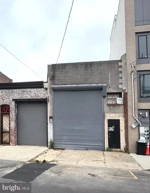 2617 Emerald St, Philadelphia, PA 19125