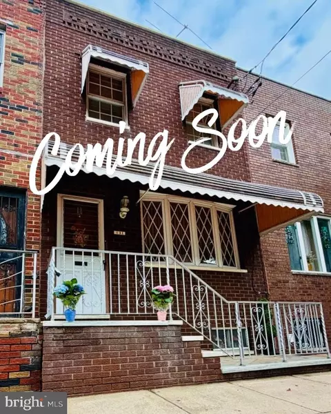 831 Moore St, Philadelphia, PA 19148