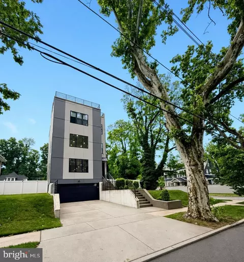 5301 Gainor Rd, Philadelphia, PA 19131