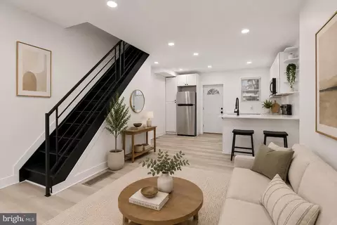 3422 Crystal St, Philadelphia, PA 19134