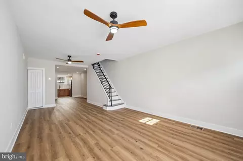 2602 S 10th St, Philadelphia, PA 19148