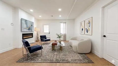 4649 Penn St, Philadelphia, PA 19124