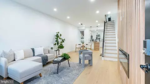 2074 Birch St, Philadelphia, PA 19134