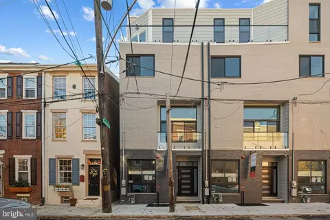 244 Montrose St, Philadelphia, PA 19147