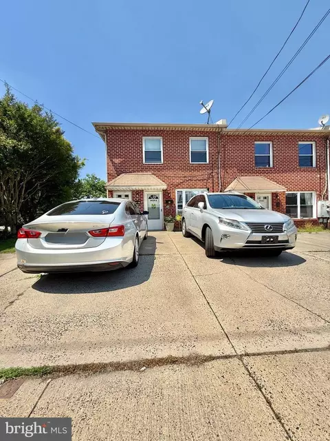 8058 Walker St, Philadelphia, PA 19136