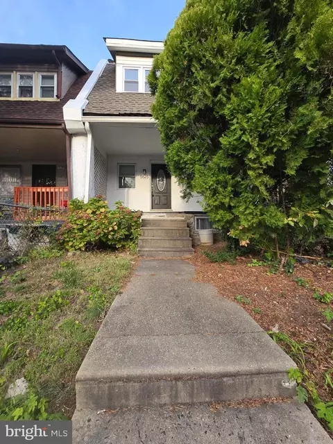 5625 Crowson St, Philadelphia, PA 19144