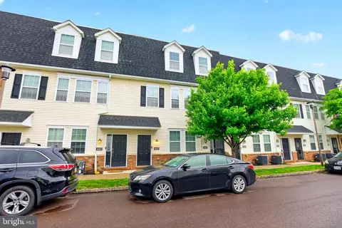4465 00 Driftwood Dr #122, Philadelphia, PA 19129