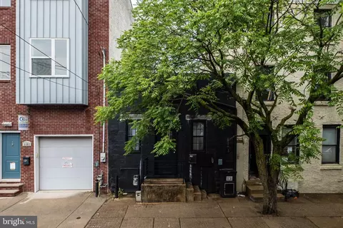 2105 E Susquehanna Ave, Philadelphia, PA 19125