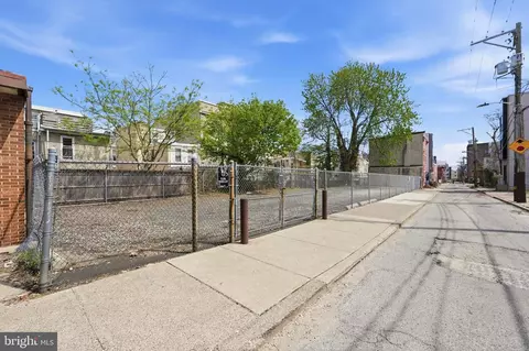 1621 W 37 W Flora St, Philadelphia, PA 19121