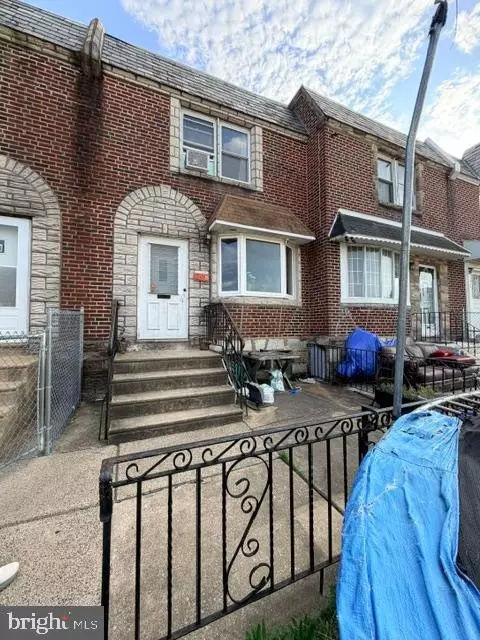2158 Friendship St, Philadelphia, PA 19149