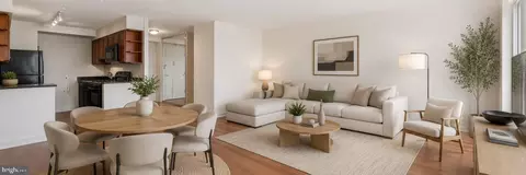 604 S 36 S Washington Sq #2211, Philadelphia, PA 19106
