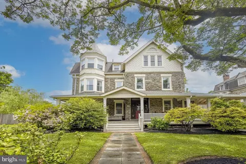 106 W Upsal St, Philadelphia, PA 19119