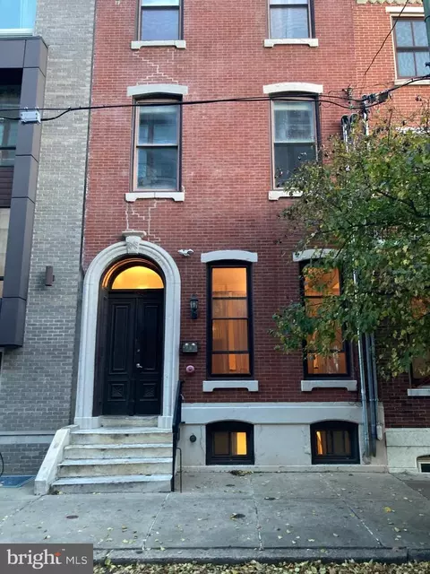 729 S 12th St #100, Philadelphia, PA 19147