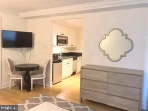 1701 15 Locust St #2016, Philadelphia, PA 19103